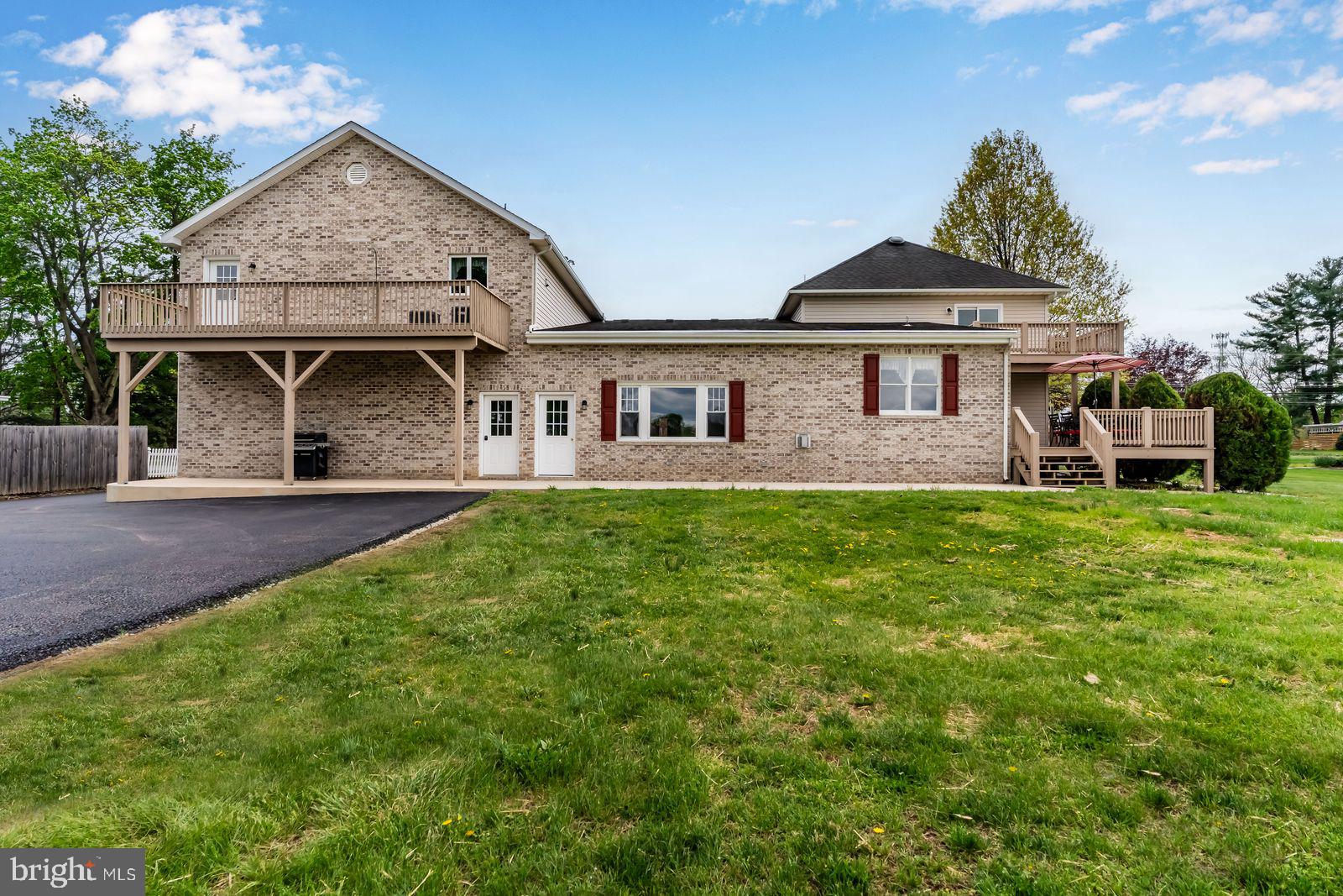 924 West Trindle Road Mechanicsburg, PA 17050 - Photo 58 of 65 Back of the House