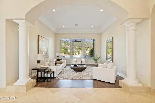 $2,395,000 | 6938 East Lomas Verdes Drive, Scottsdale, AZ 85266