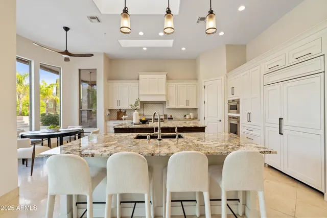 $2,395,000 | 6938 East Lomas Verdes Drive, Scottsdale, AZ 85266