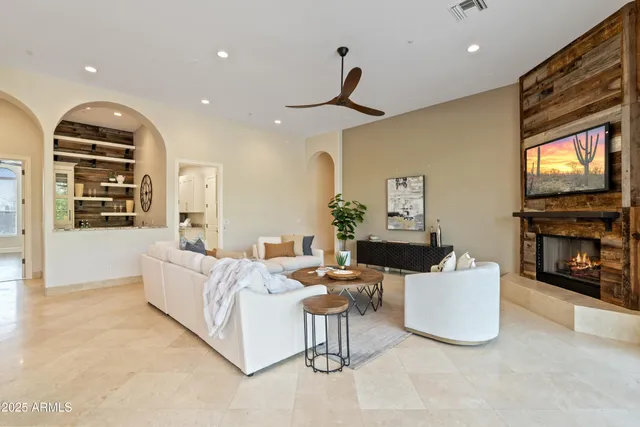 $2,395,000 | 6938 East Lomas Verdes Drive, Scottsdale, AZ 85266