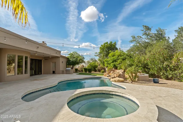 $2,395,000 | 6938 East Lomas Verdes Drive, Scottsdale, AZ 85266