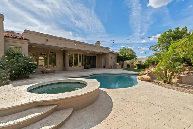$2,395,000 | 6938 East Lomas Verdes Drive, Scottsdale, AZ 85266