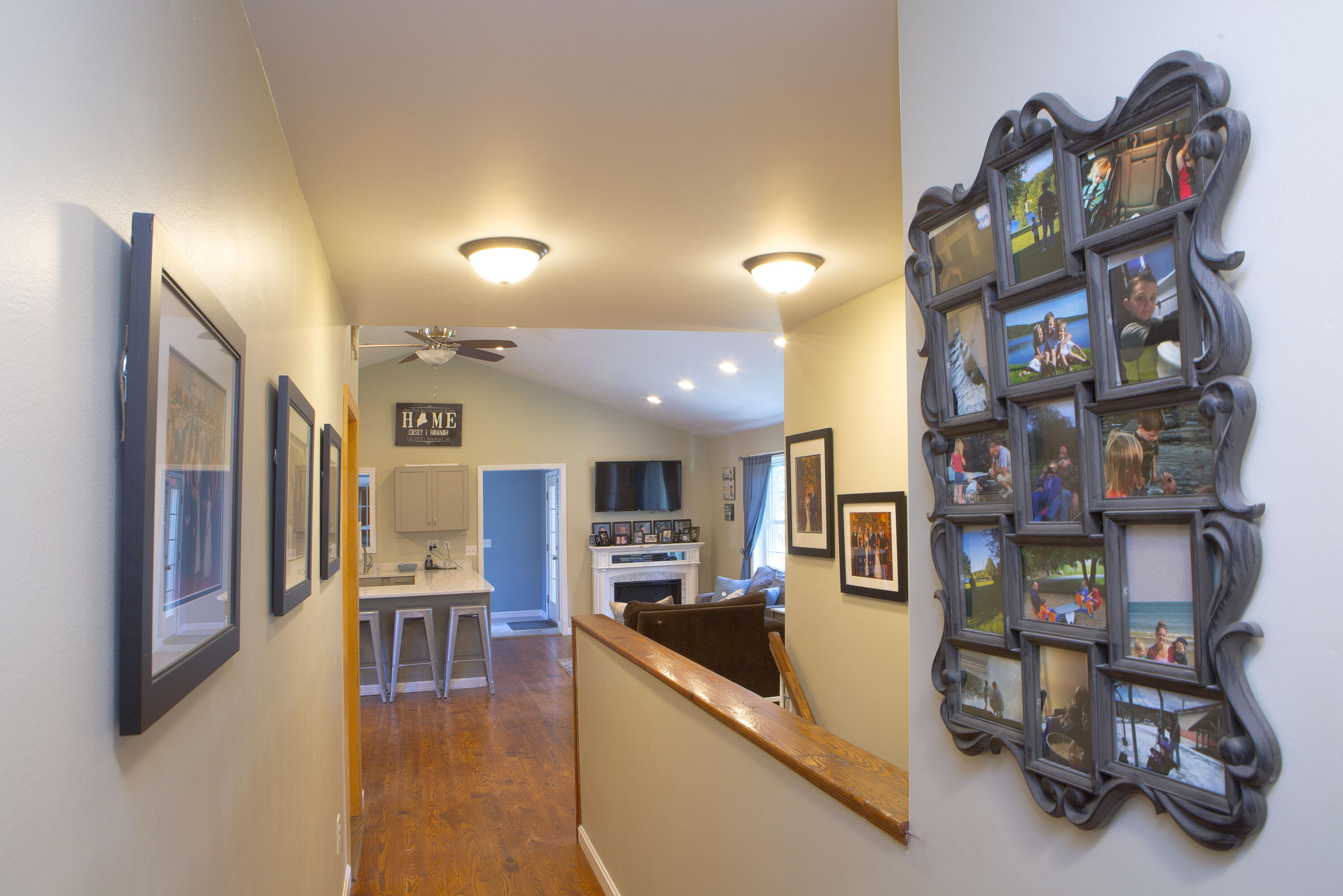 120 Chase Road Readfield, ME 04355 - Photo 9 of 43 HallwayToKitchenEntryway