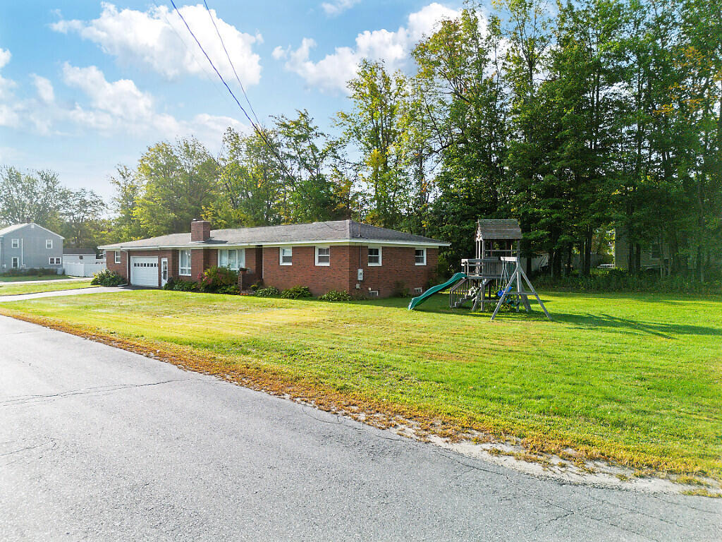 5 Robert Street Winslow, ME 04901 - Photo 4 of 59 04_DJI_0865_DxO_mls