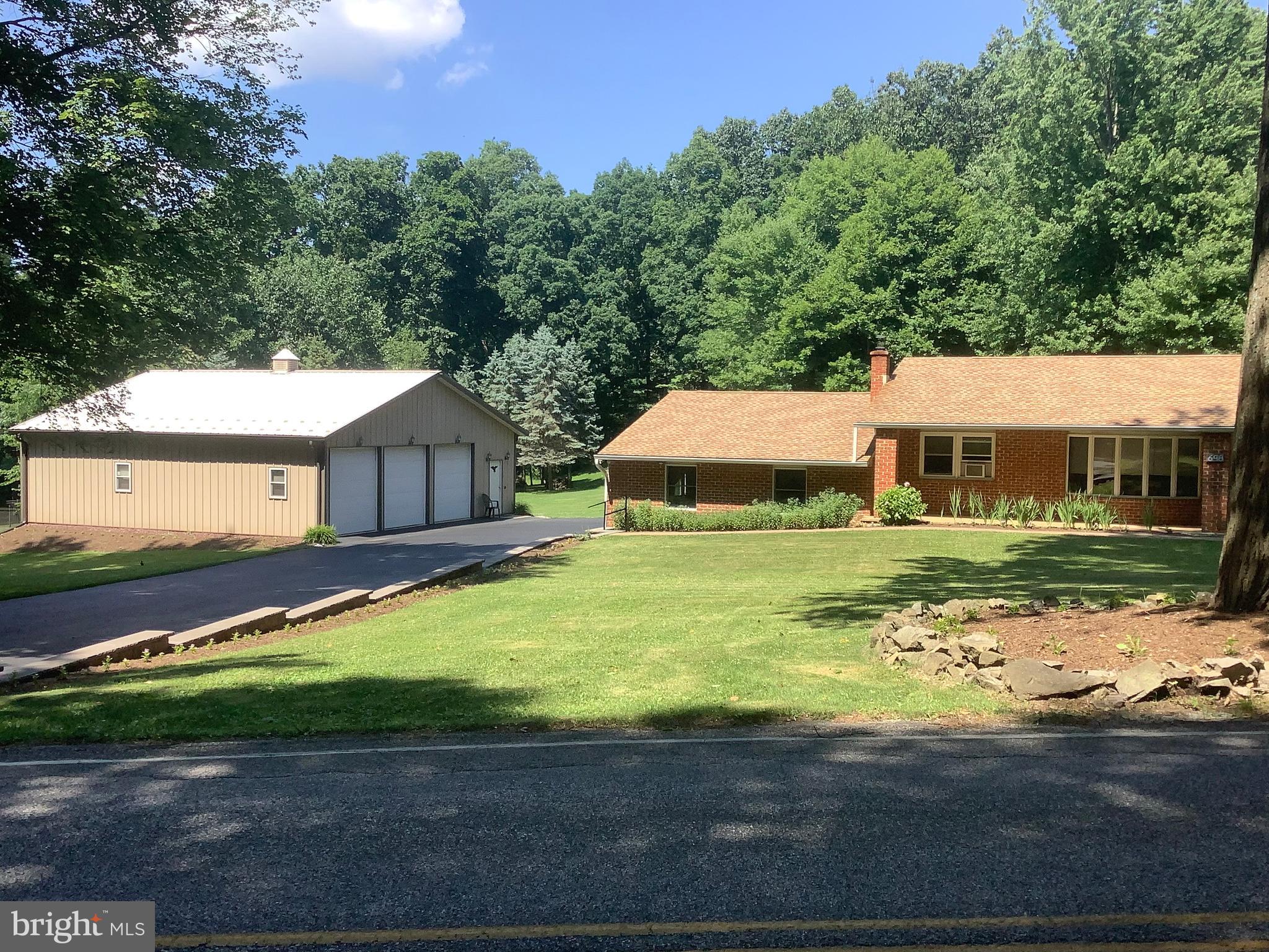 698 Ridge Road Lewisberry, PA 17339 - Photo 4 of 48