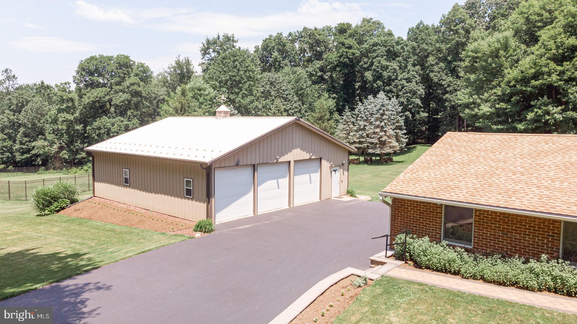 698 Ridge Road Lewisberry, PA 17339 - Photo 8 of 48