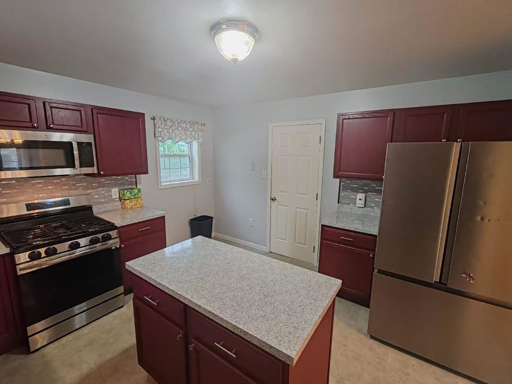 925 Vestal Road Vestal, NY 13850 - Photo 9 of 18
