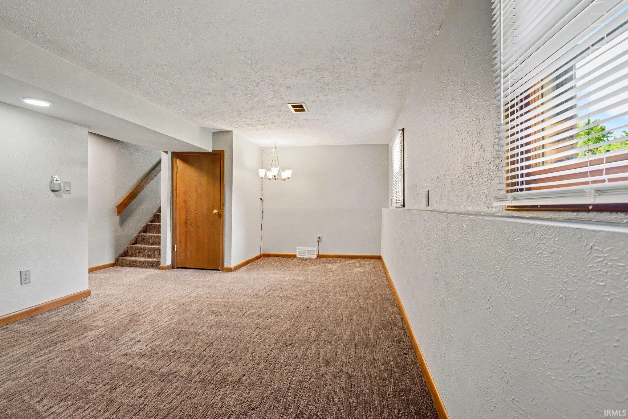 55944 Buckeye Road Mishawaka, IN 46545 - Photo 13 of 18 Gallery Image 13