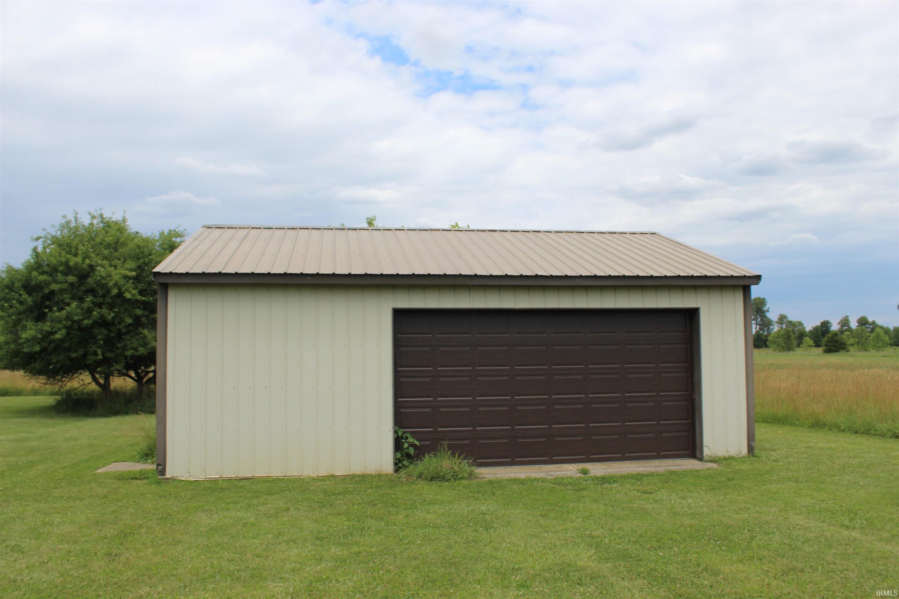 4339 Highway 6 Waterloo, IN 46793 - Photo 4 of 20