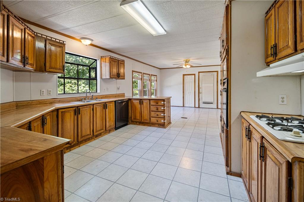 1165 Overby Road Walnut Cove, NC 27052 - Photo 22 of 42 Kitchen