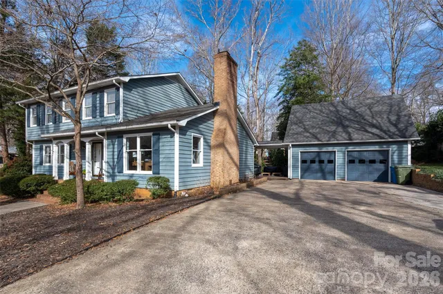 $560,000 | 1080 Peachtree Lane, Fort Mill, SC 29715