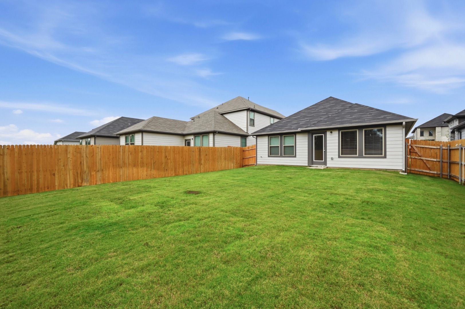 332 Bendecido Loop Elgin, TX 78621 - Photo 25 of 39