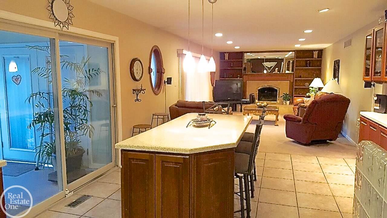 2290 Chicago Warren, MI 48092 - Photo 4 of 39 Open Concept
