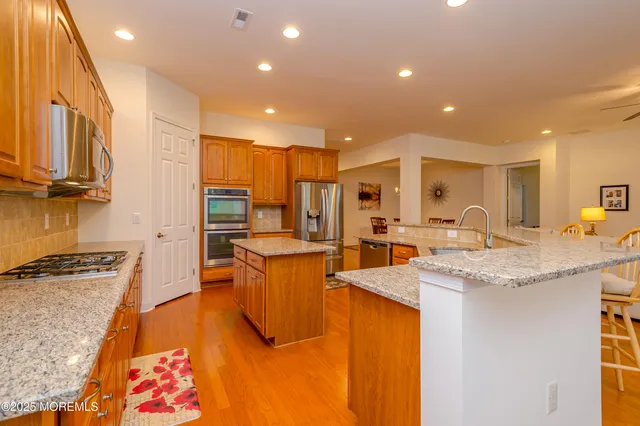 $825,000 | 19 Masters Drive, Monroe Township, NJ 08831