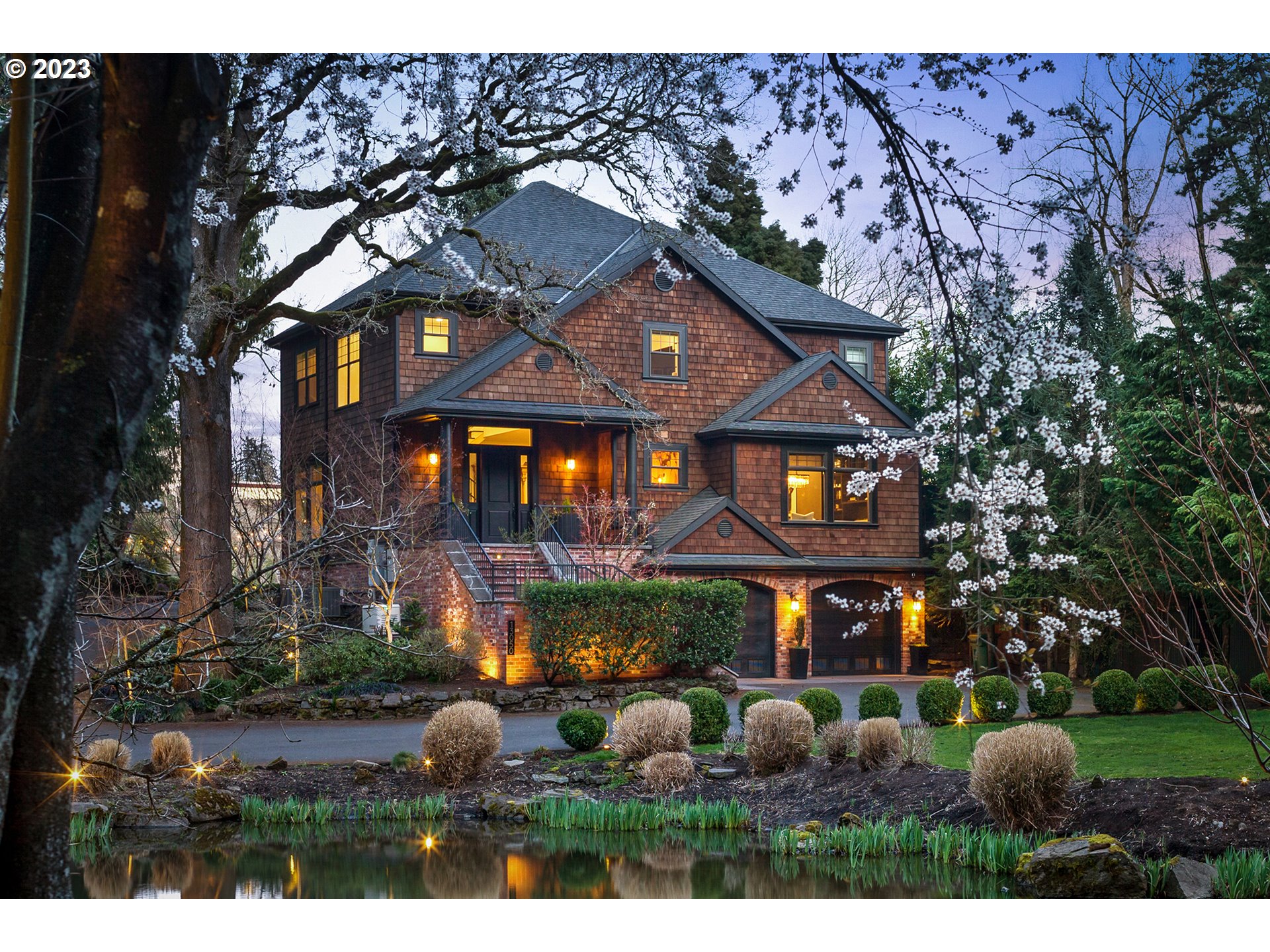 13050 South Fielding Road Lake Oswego, OR 97034 - Photo 1 of 30 Gallery Image 1