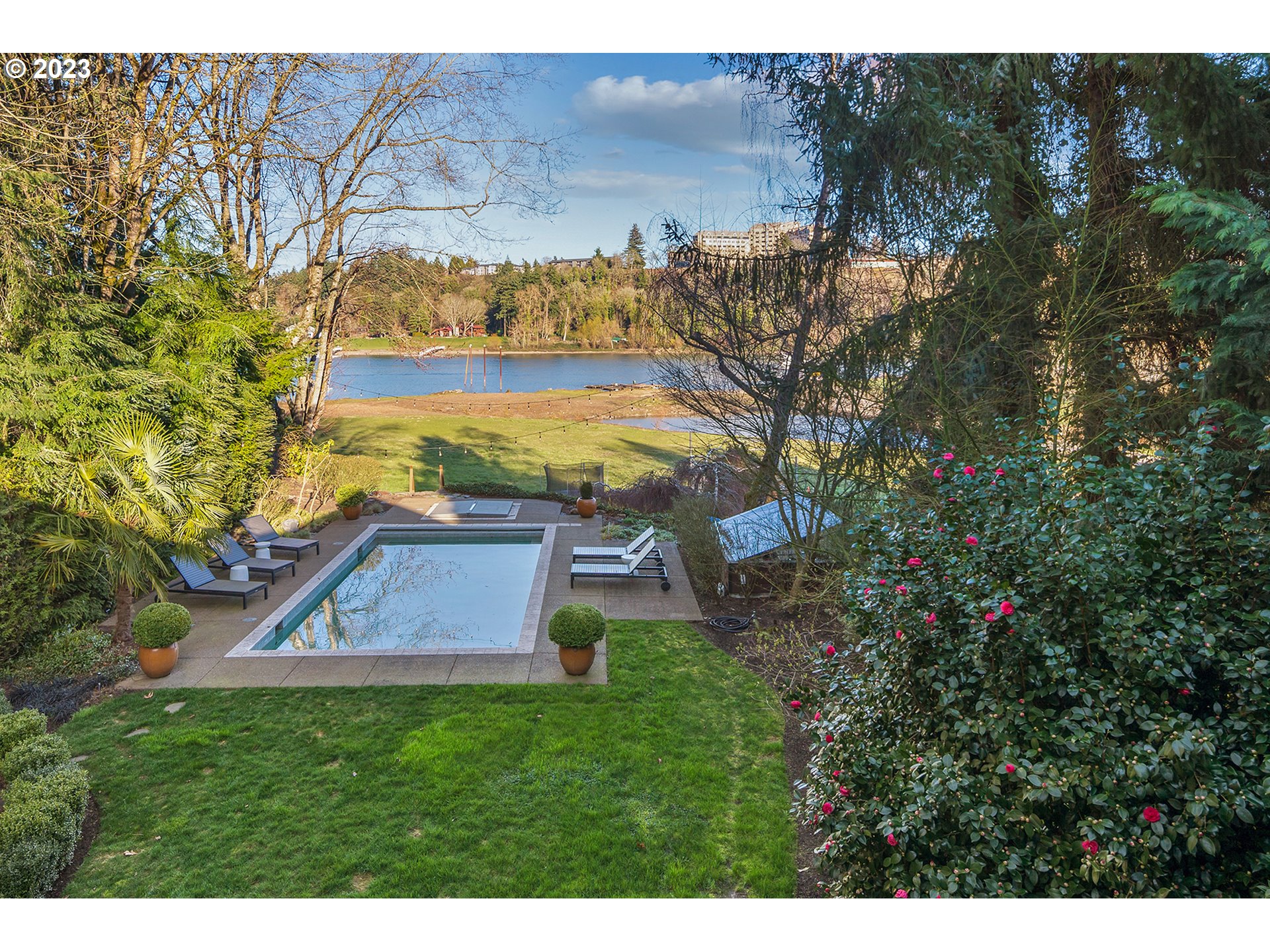 13050 South Fielding Road Lake Oswego, OR 97034 - Photo 26 of 30 Gallery Image 26