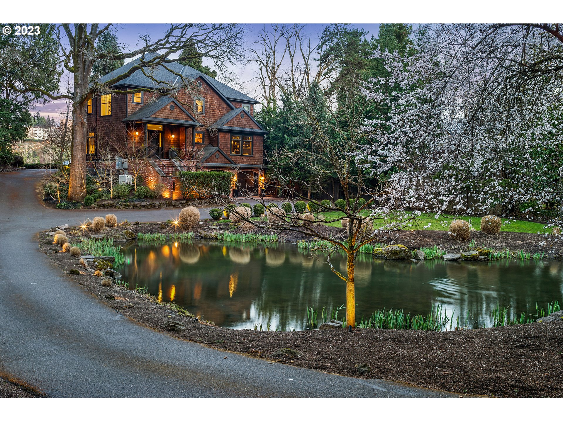13050 South Fielding Road Lake Oswego, OR 97034 - Photo 30 of 30 Gallery Image 30
