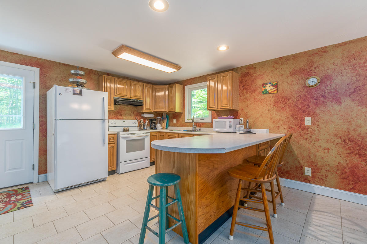 1807 Ridge Road Standish, ME 04084 - Photo 7 of 46 kitchen eating bar