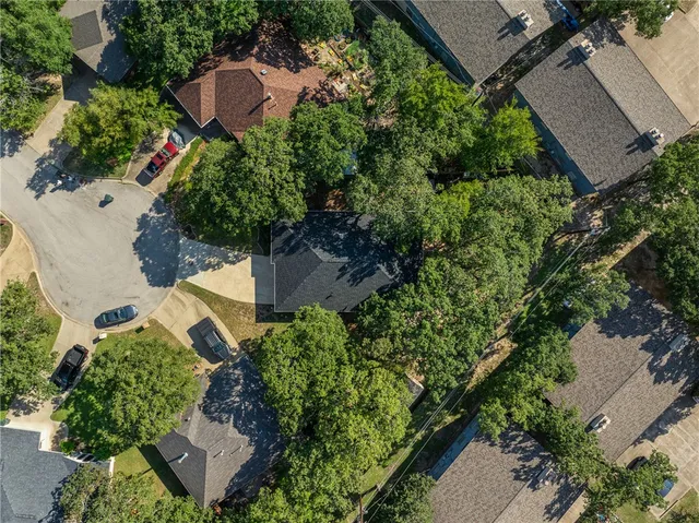 $274,600 | 3000 Manorwood Drive, Bryan, TX 77801