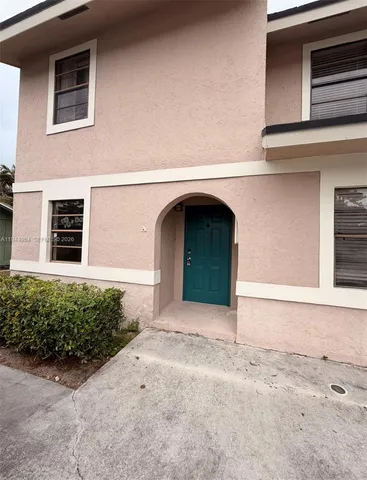 $2,250 | 13785 Bottlebrush Court, Unit A, Wellington, FL 33414