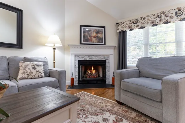 $499,900 | 11 Cold Spring Drive, Unit B, Sutton, MA 01590