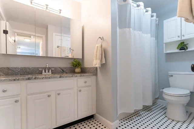 $499,900 | 11 Cold Spring Drive, Unit B, Sutton, MA 01590