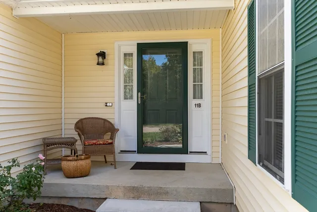 $499,900 | 11 Cold Spring Drive, Unit B, Sutton, MA 01590