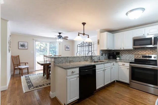 $499,900 | 11 Cold Spring Drive, Unit B, Sutton, MA 01590