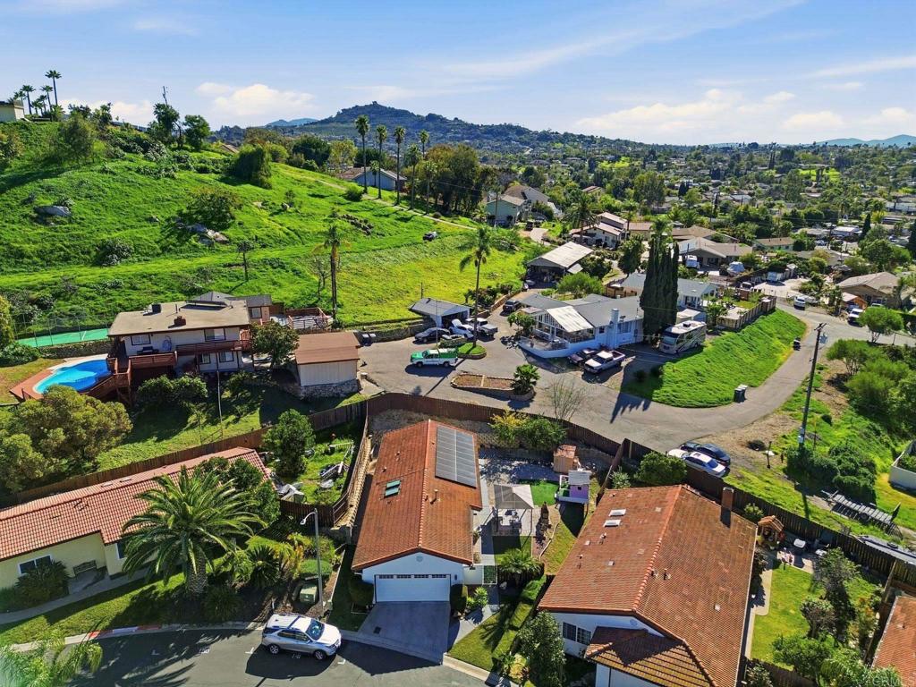 141 Belfast Escondido, CA 92027 - Photo 28 of 31