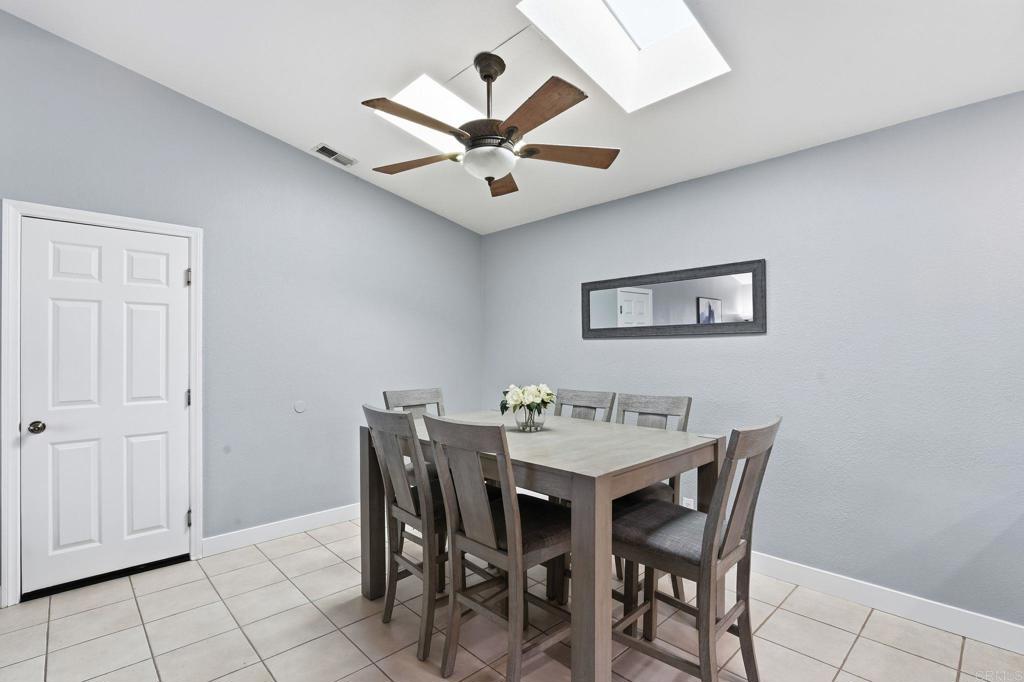 141 Belfast Escondido, CA 92027 - Photo 8 of 31