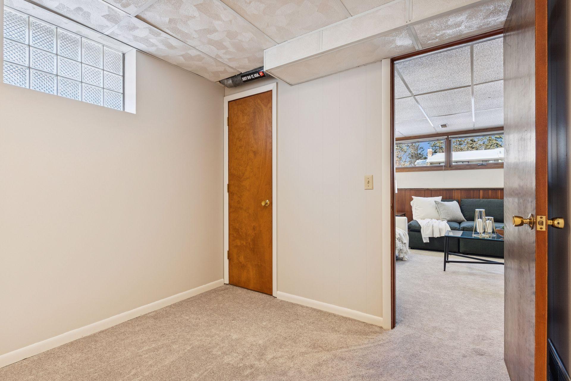 1887 3rd Street Northwest New Brighton, MN 55112 - Photo 38 of 58