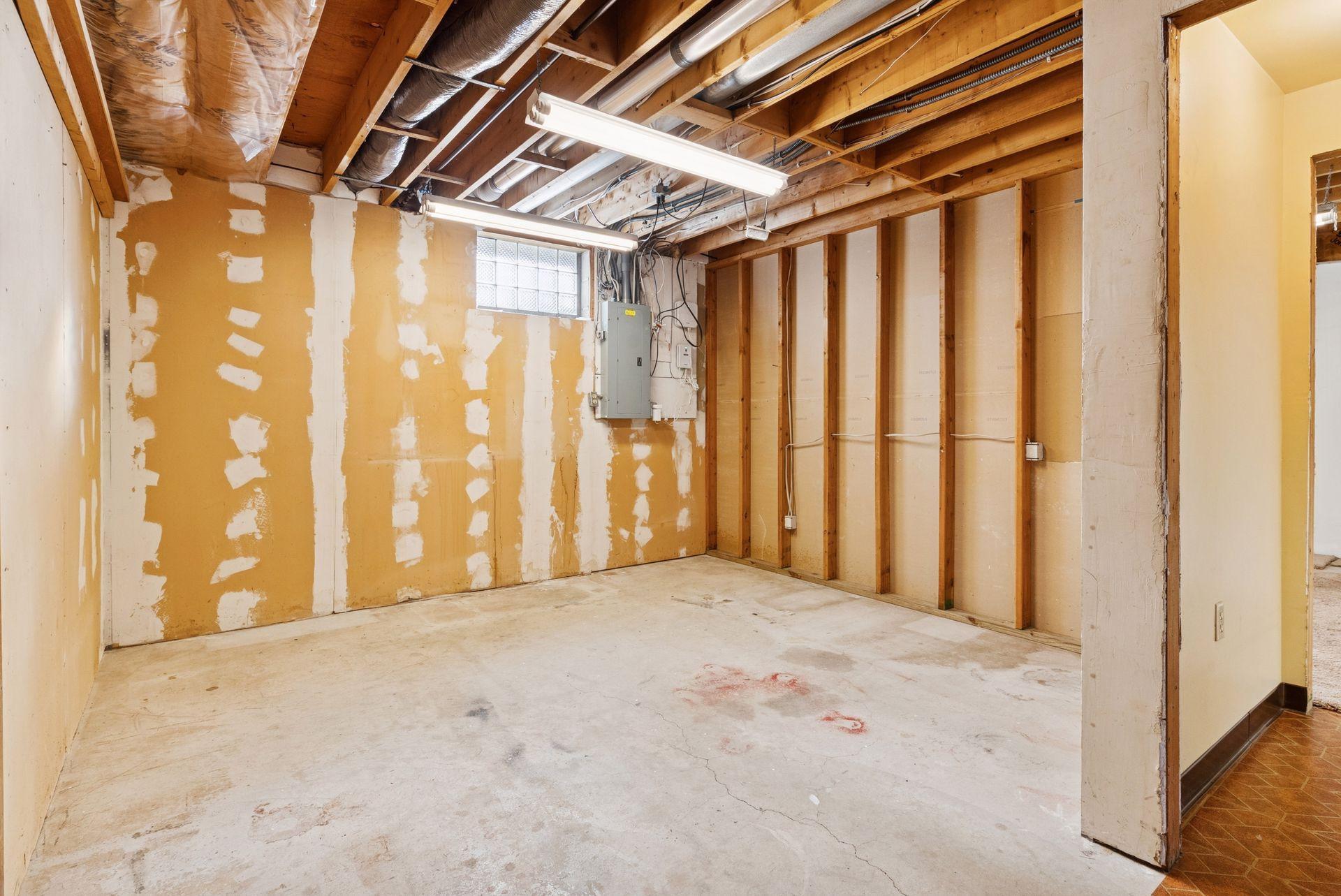 1887 3rd Street Northwest New Brighton, MN 55112 - Photo 40 of 58