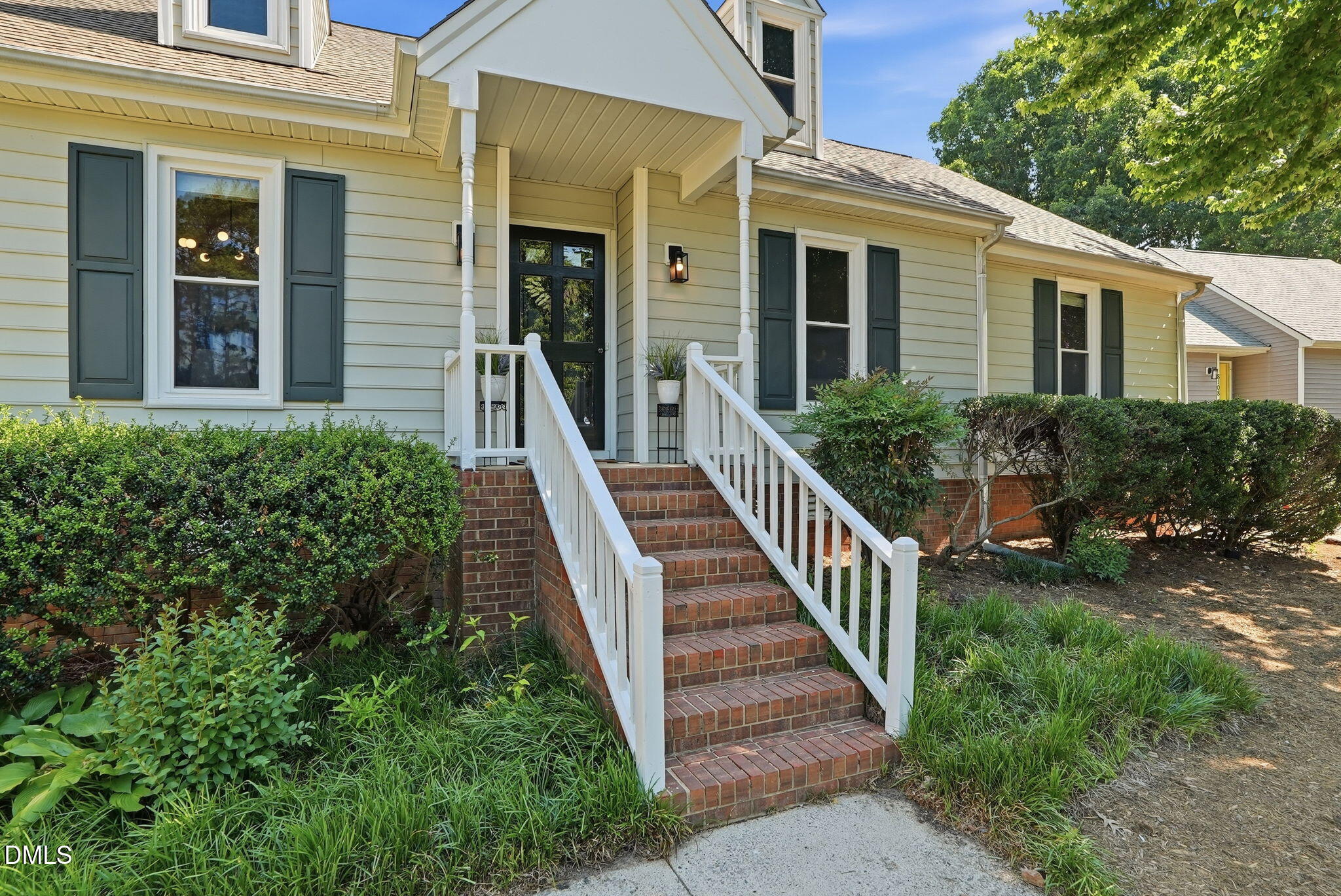 8112 Bellingham Circle Raleigh, NC 27615 - Photo 7 of 66