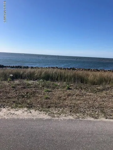 $180,000 | 579 Nelson Neck Road, Sealevel, NC 28577