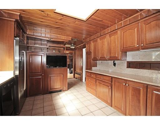 15 Fox Road Wakefield, MA 01880 - Photo 11 of 30 Gallery Image 11
