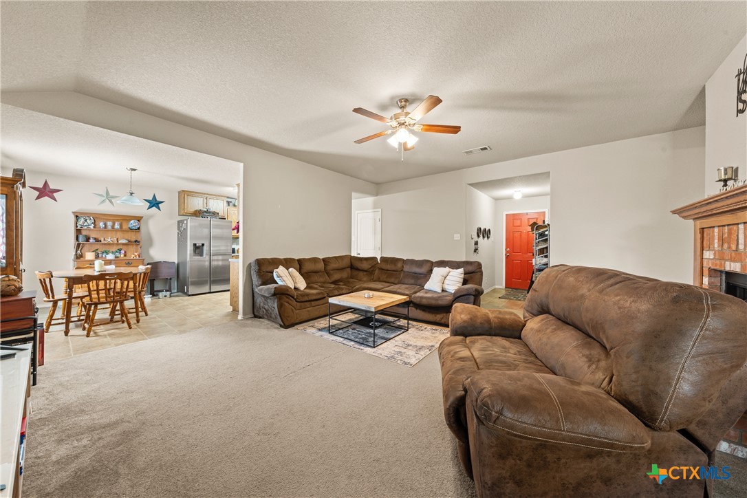 211 McCullough Loop Temple, TX 76502 - Photo 2 of 18