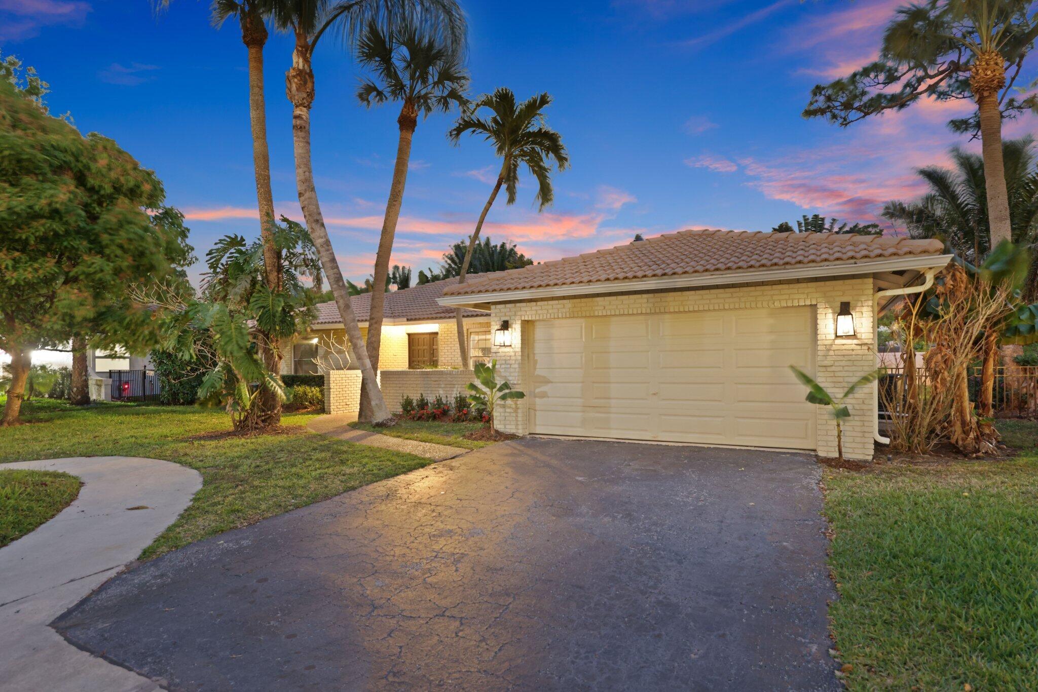 20898 Encanto Court Boca Raton, FL 33433 - Photo 58 of 67 Sunset Exterior