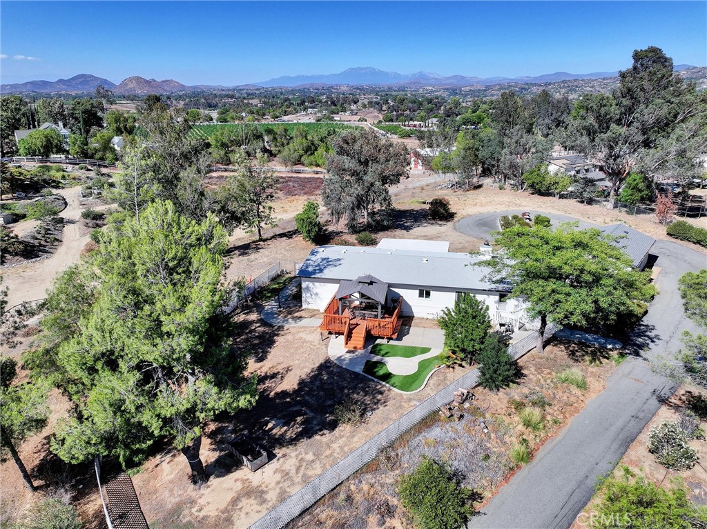 41264 Los Amantes Road Temecula, CA 92592 - Photo 8 of 75