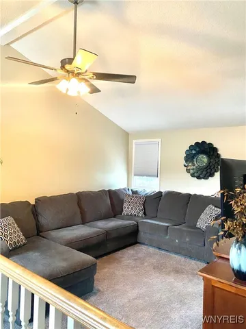 $1,950 | 32 North Hill Drive, West Seneca, NY 14224