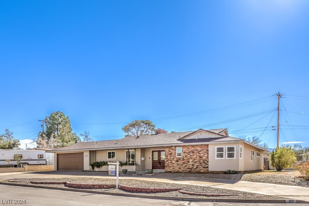 513 East Fairway Road Henderson, NV 89015 - Photo 2 of 43 Gallery Image 2
