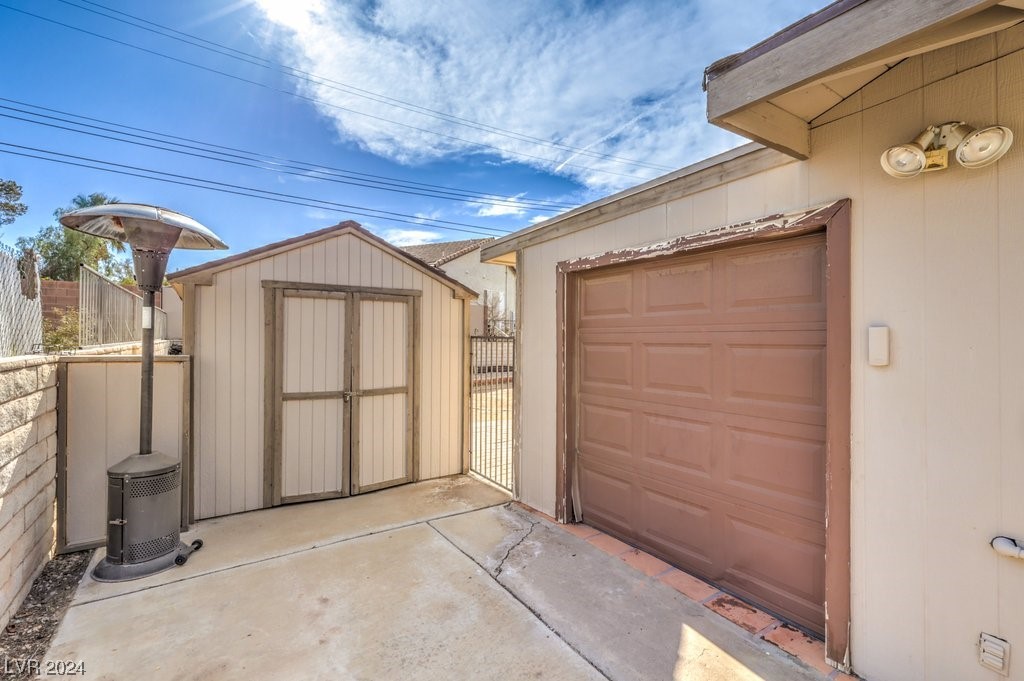 513 East Fairway Road Henderson, NV 89015 - Photo 32 of 43 Gallery Image 32