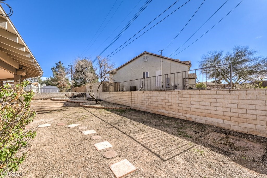 513 East Fairway Road Henderson, NV 89015 - Photo 34 of 43 Gallery Image 34