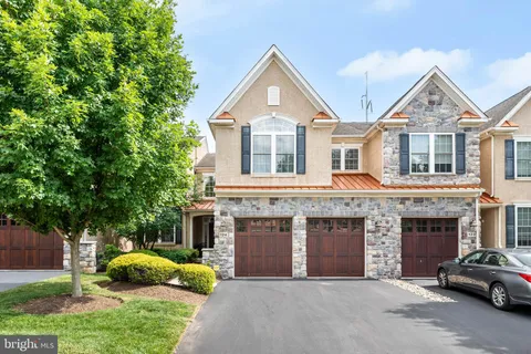 $690,000 | 124 Carriage Court, Plymouth Meeting, PA 19462