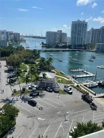 a close up of a washer and dryer