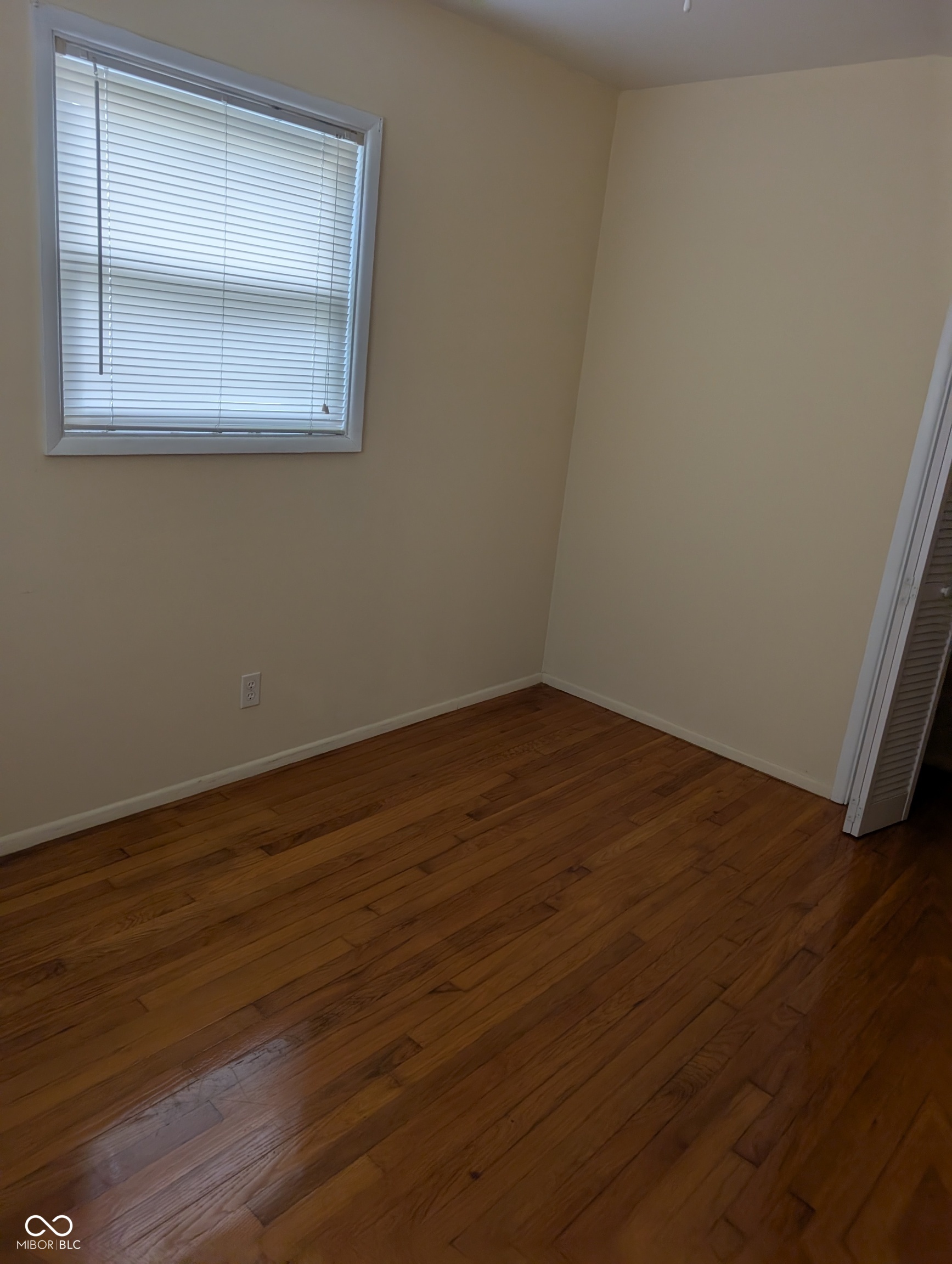 2905 Kentucky Avenue Columbus, IN 47201 - Photo 11 of 14