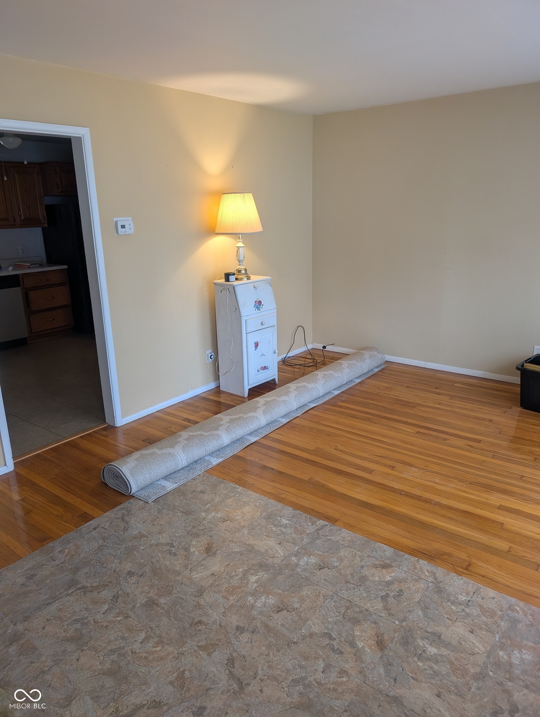 2905 Kentucky Avenue Columbus, IN 47201 - Photo 2 of 14