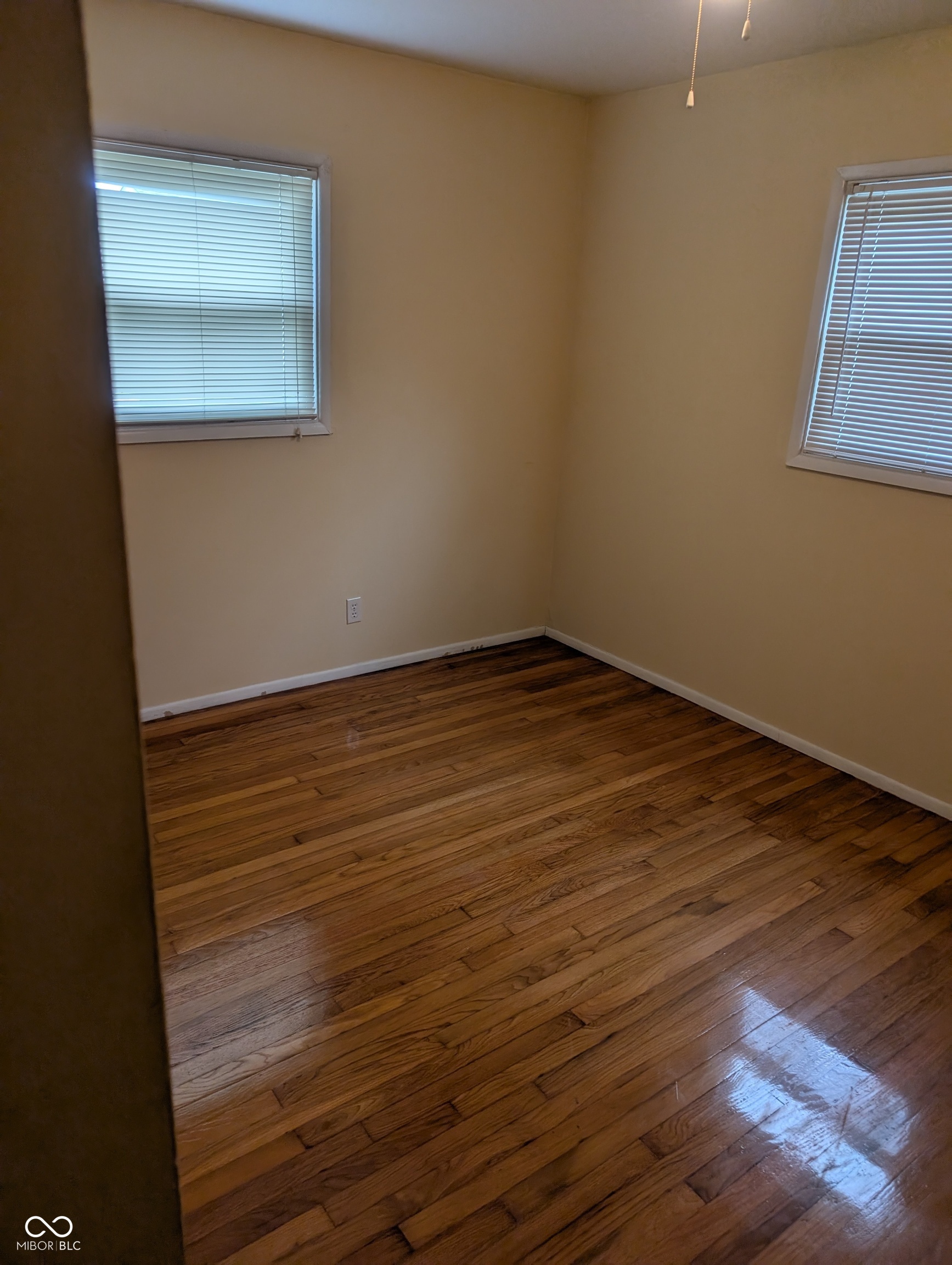 2905 Kentucky Avenue Columbus, IN 47201 - Photo 10 of 14