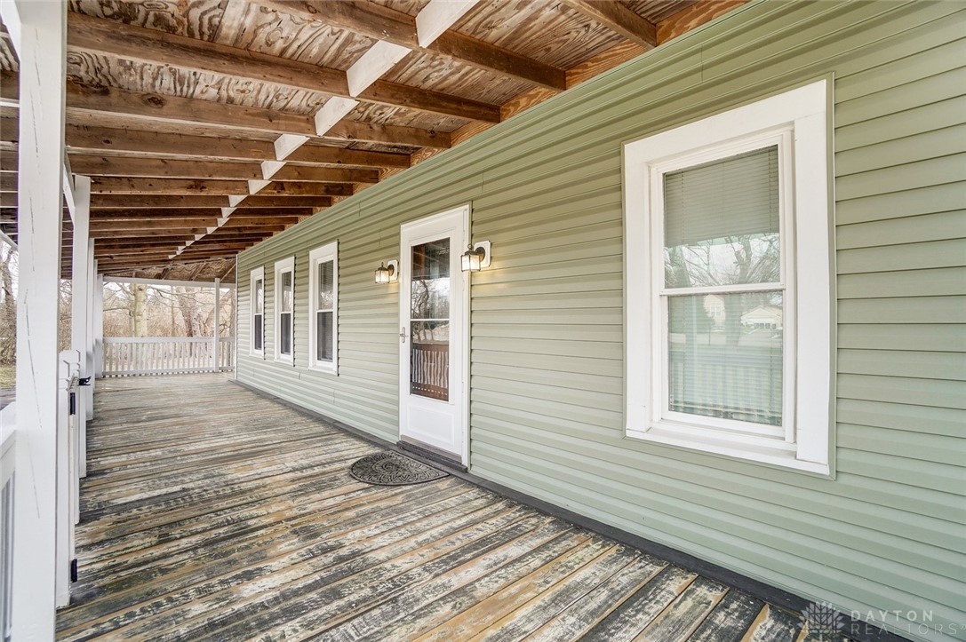 6125 West National Road Springfield, OH 45504 - Photo 4 of 36