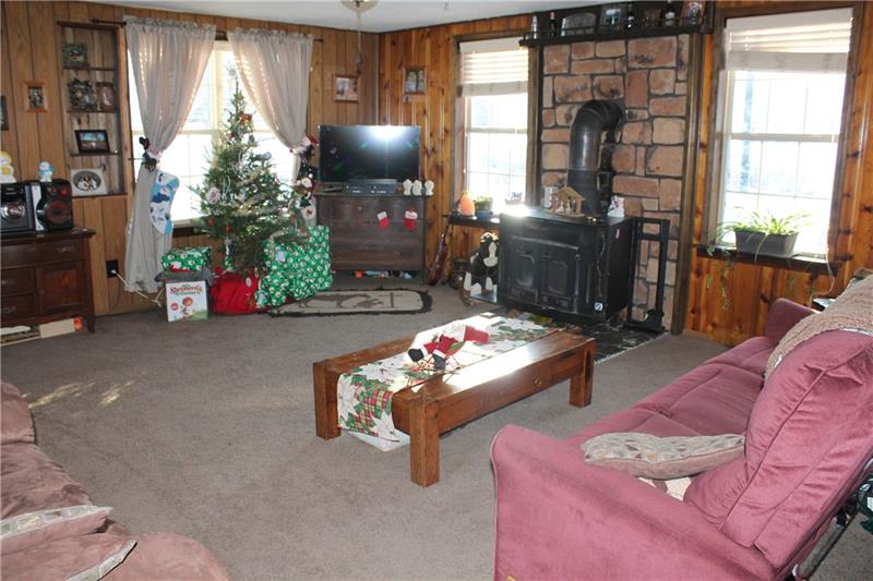 163 Porter Road Harrisville, PA 16038 - Photo 7 of 24 Gallery Image 7