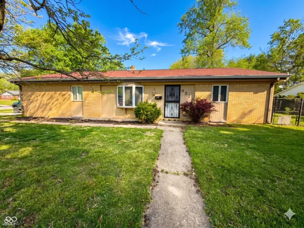 $224,000 | 8214 Forsythia Court, Indianapolis, IN 46219